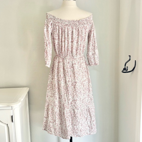 White Ditsy Floral Print Smocked Off-Shoulder Cotton Rayon Blend Dress, Small - Picture 5 of 7